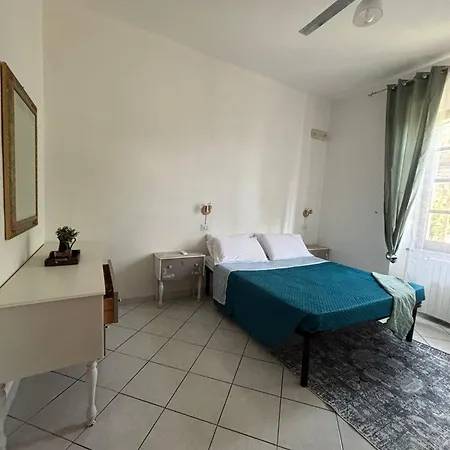 Bed & Breakfast Domus Deiana