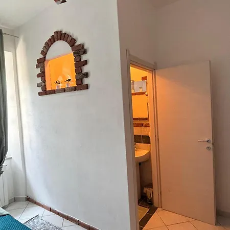 Bed & Breakfast Domus Deiana 3*