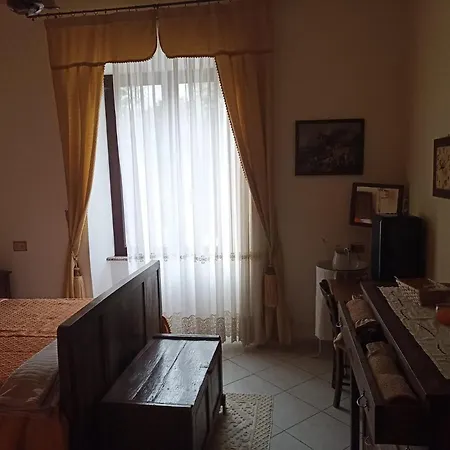 فندق مبيت وإفطار Domus Deiana مامويادا