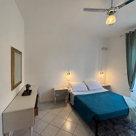 فندق مبيت وإفطار Domus Deiana مامويادا