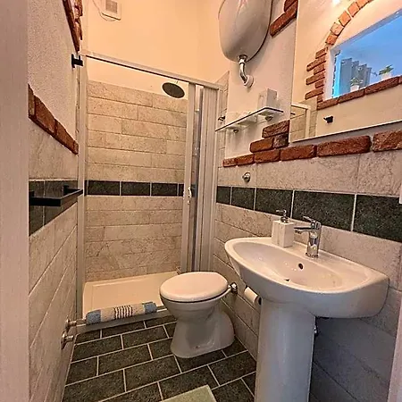 فندق مبيت وإفطار Domus Deiana مامويادا