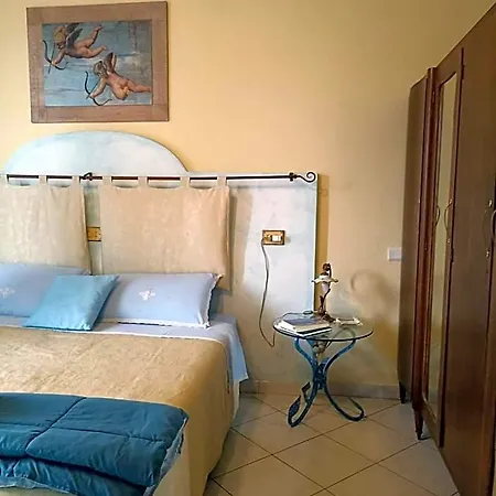 فندق مبيت وإفطار Domus Deiana مامويادا