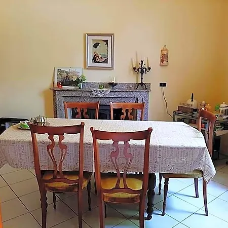 Domus Deiana فندق مبيت وإفطار مامويادا