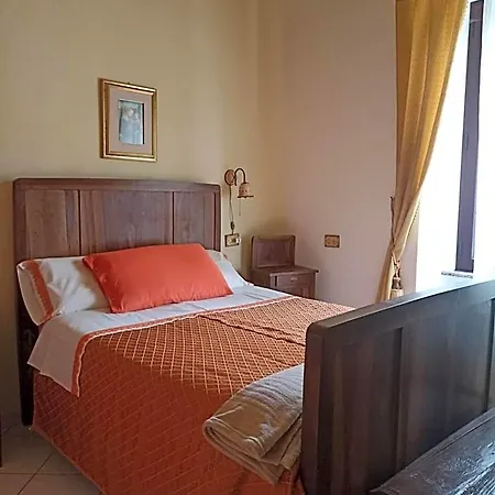 Domus Deiana Bed & Breakfast 3*