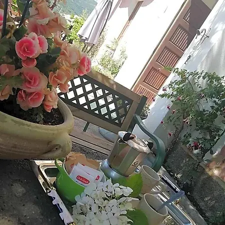 Domus Deiana فندق مبيت وإفطار 3*