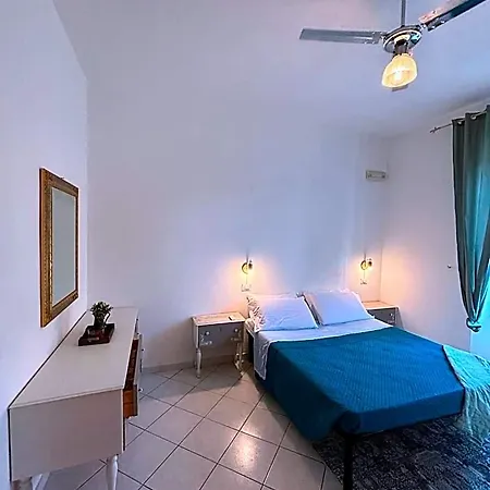 Domus Deiana فندق مبيت وإفطار مامويادا